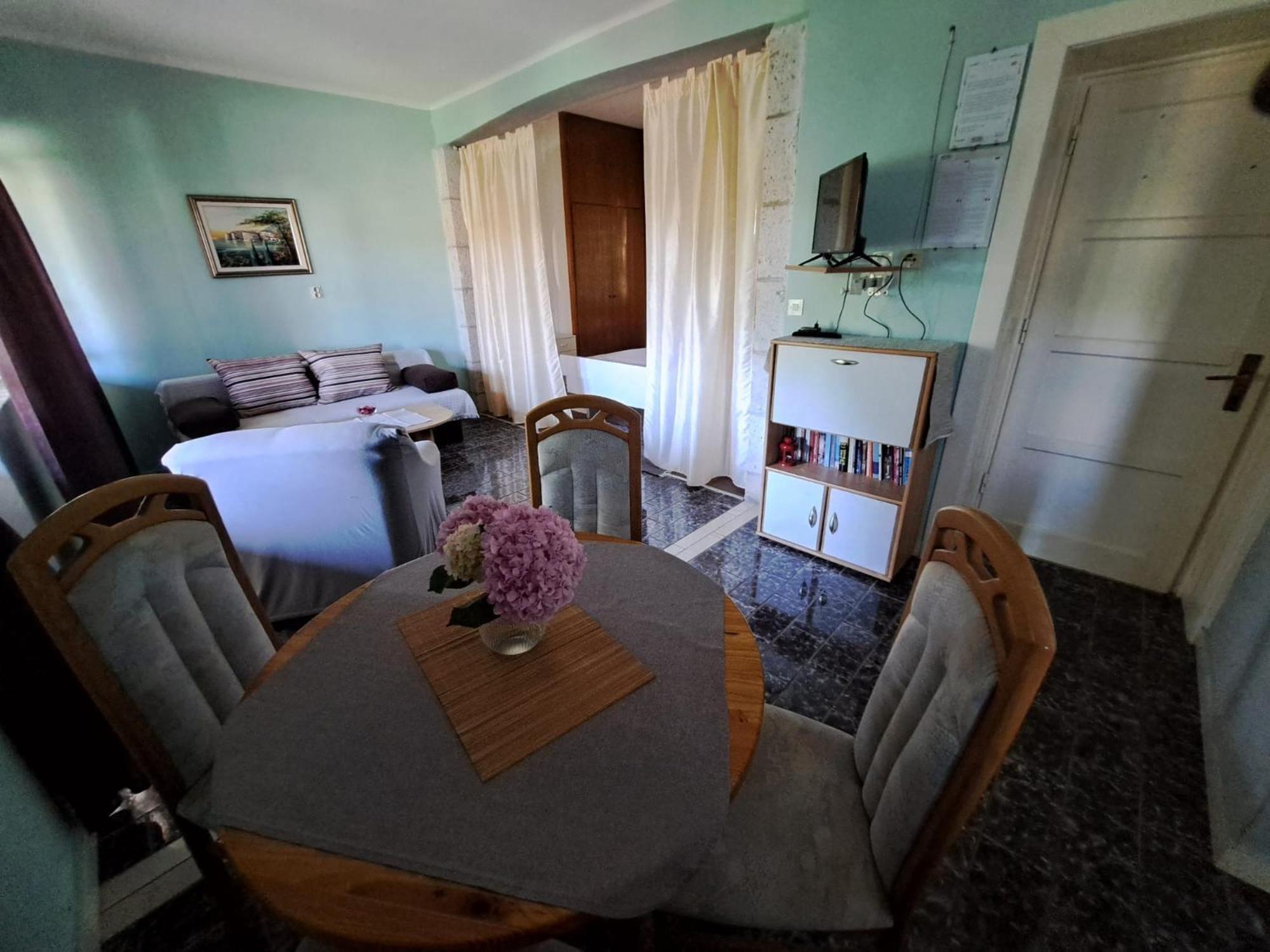 Apartmani Dusica Lumbarda Exteriör bild